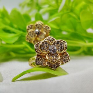 1 Piece Imported Moveable Luxurious Petal Bloom Adjustable Ring – 2 Stunning Color Variants🌟 | Luxurious Design Ring | Adjustable Ring | Ring For Girls & Women ✨