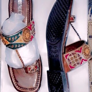 Kolhapuri Slipper Design No. 25-76 – Classic Beige Traditional Footwear (With Box )